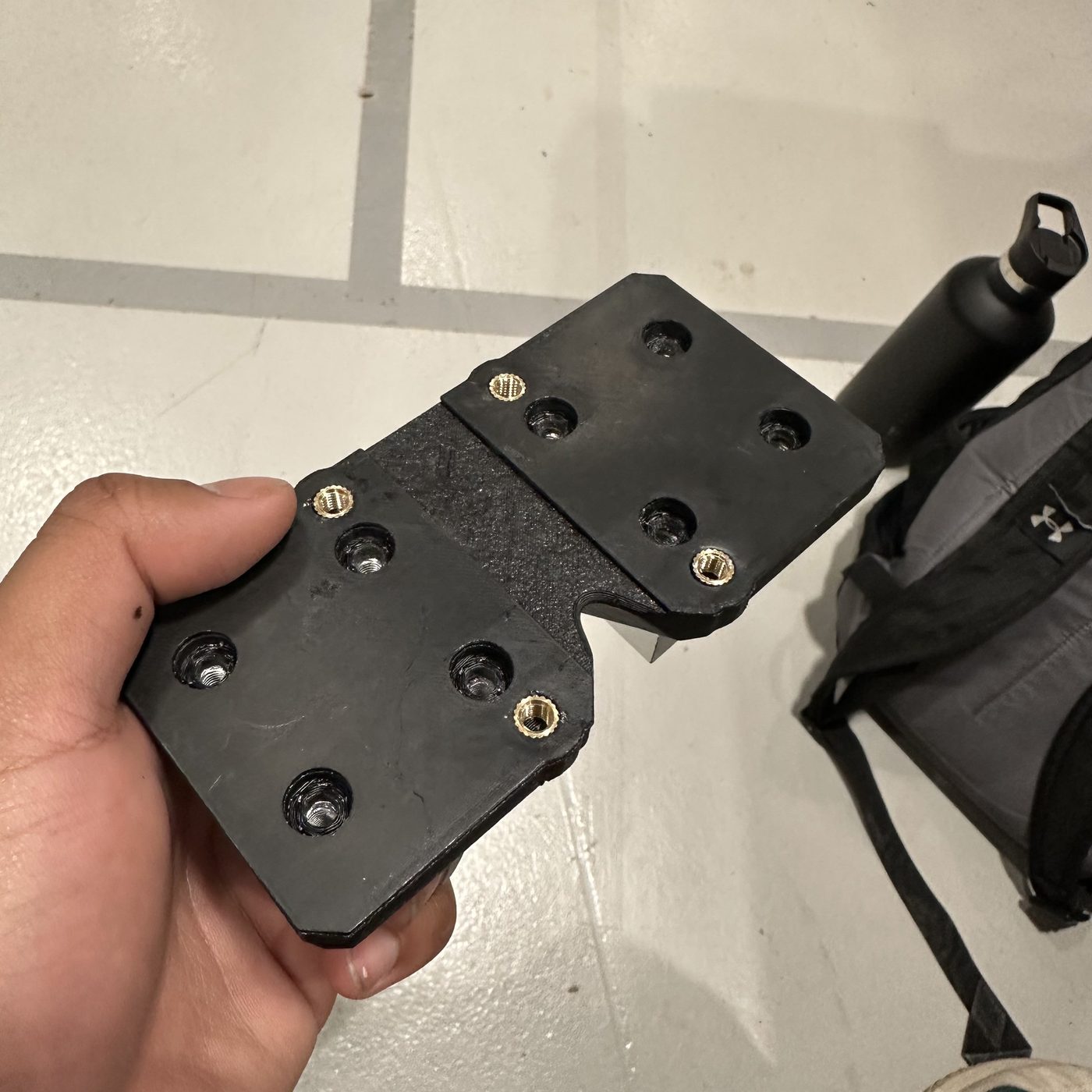 Slider carriage plate, top